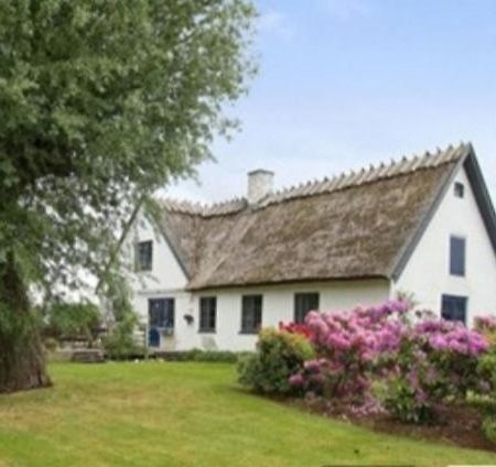 Pegasus Bed & Breakfast ฮิลเลอร์โวด ภายนอก รูปภาพ
