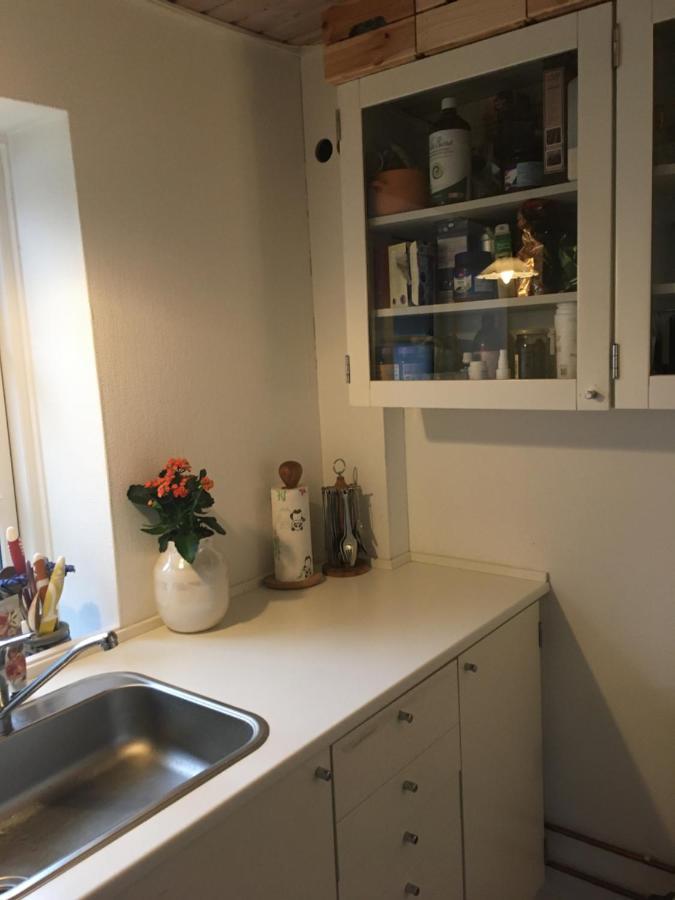 Pegasus Bed & Breakfast ฮิลเลอร์โวด ภายนอก รูปภาพ